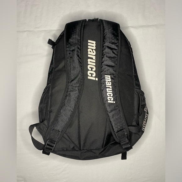 Marucci Baseball Or Softball Backpack Black Bag Great Shape Black Zippers Work - Picture 3 of 6